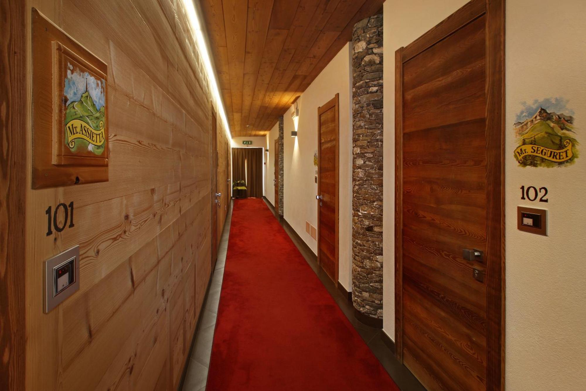Chalet Allemand Oulx Buitenkant foto